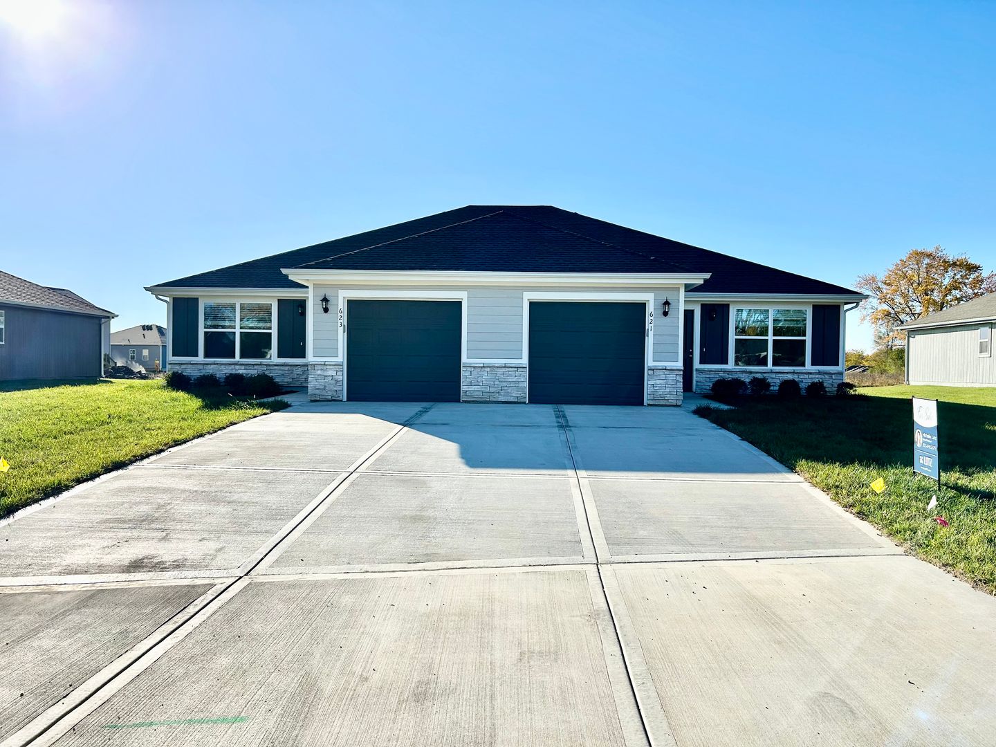 Belton Apartment: 621-623 Fall Meadow Ln