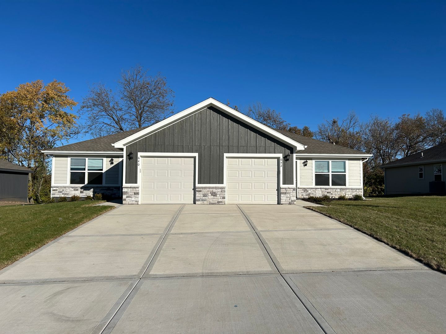 Belton Apartment: 640-642 Fall Meadow Ln