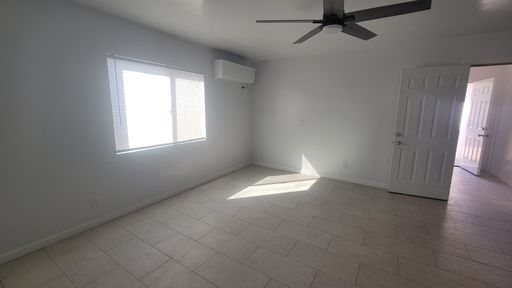 Studio Unit – photo 1