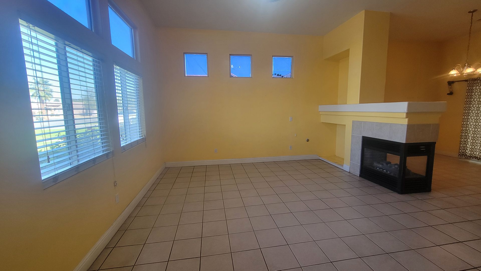 Bakersfield House: 3111 Stoney Peak Lane