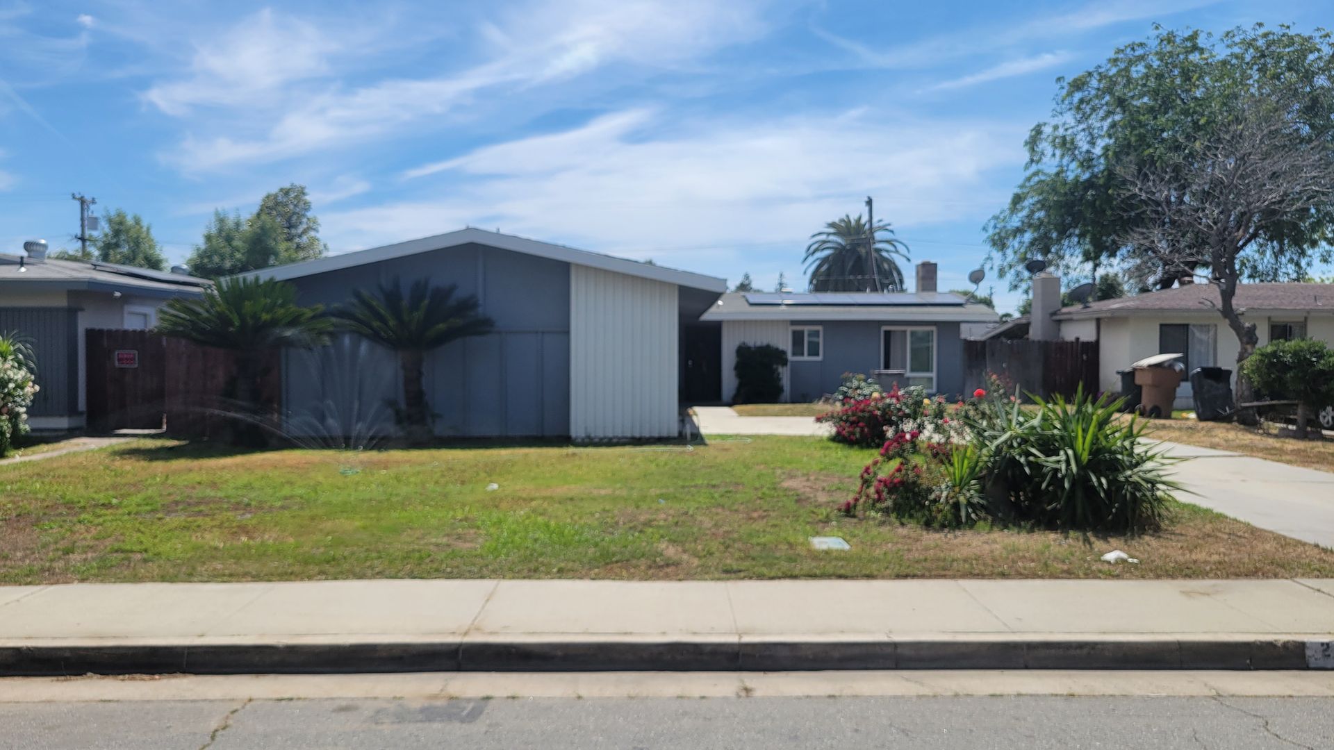 Bakersfield House: 2313 San Lorenzo
