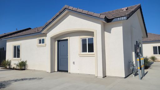 9708 Krista Vineyard Way Unit A, Bakersfield, CA 93306 – photo 1