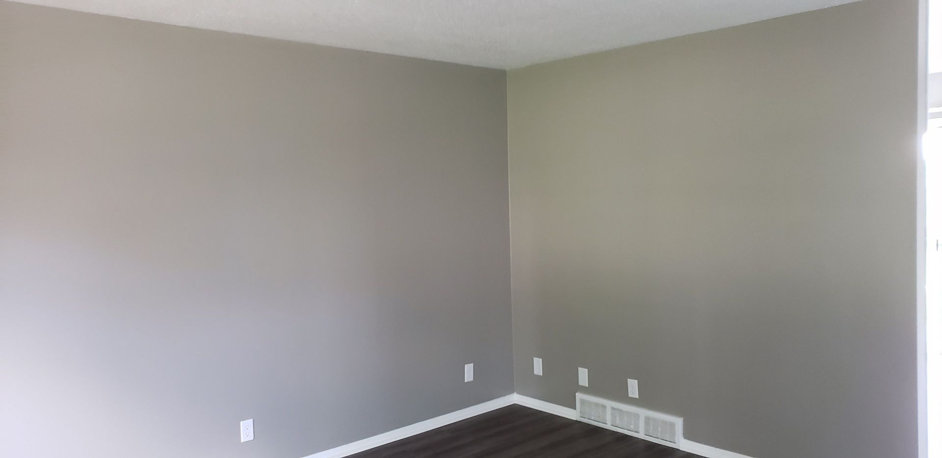 2 bedroom 1.5 bath townhouse 8 of 12