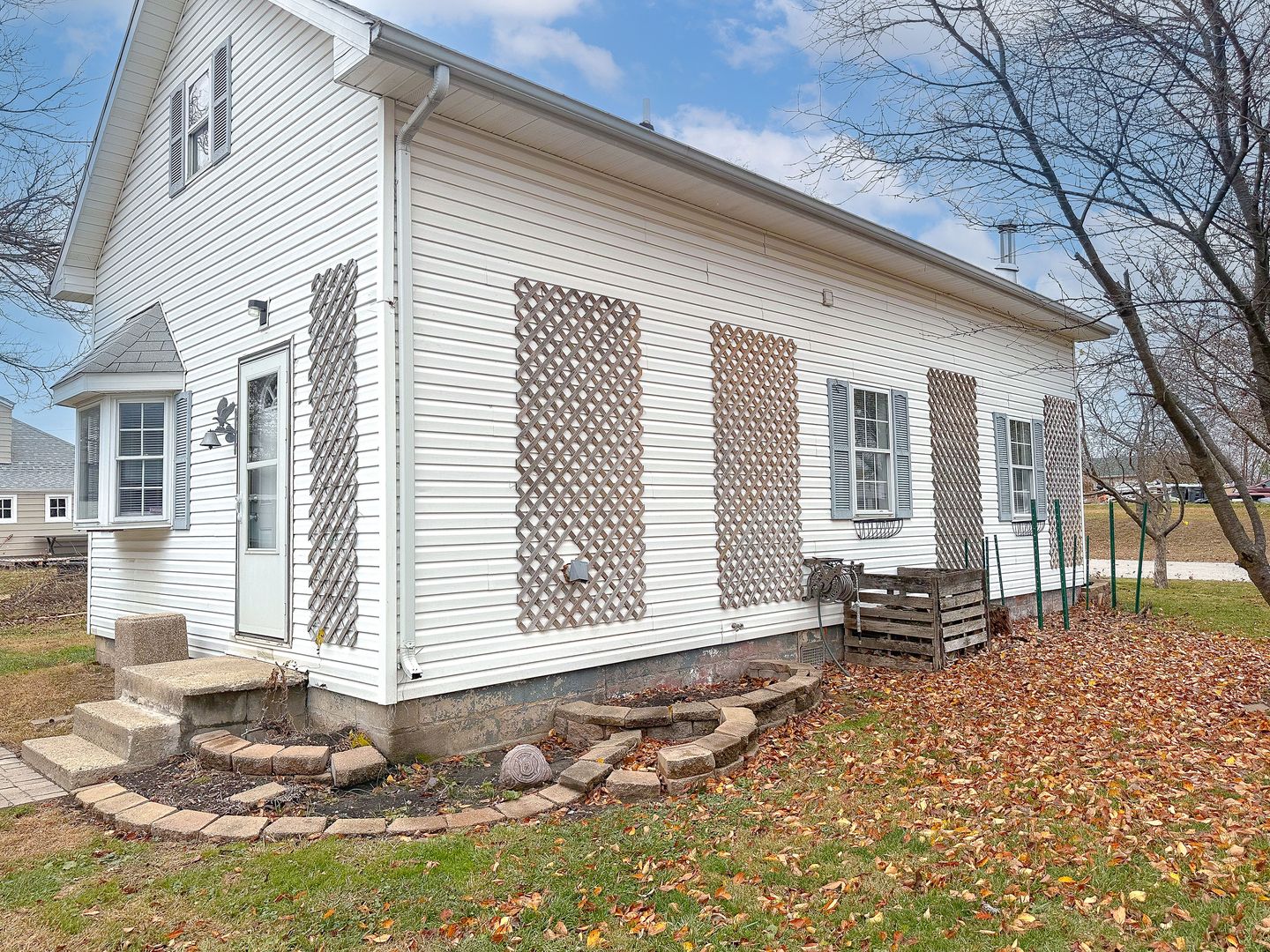 Kokomo House: 803 East Spraker Street