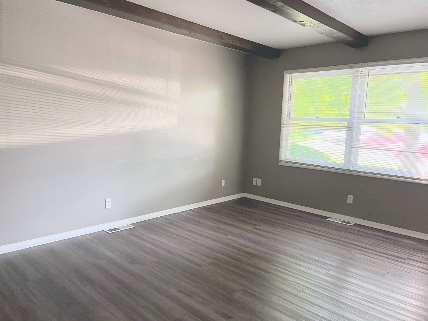 2 bedroom 1.5 bath townhouse 5 of 12