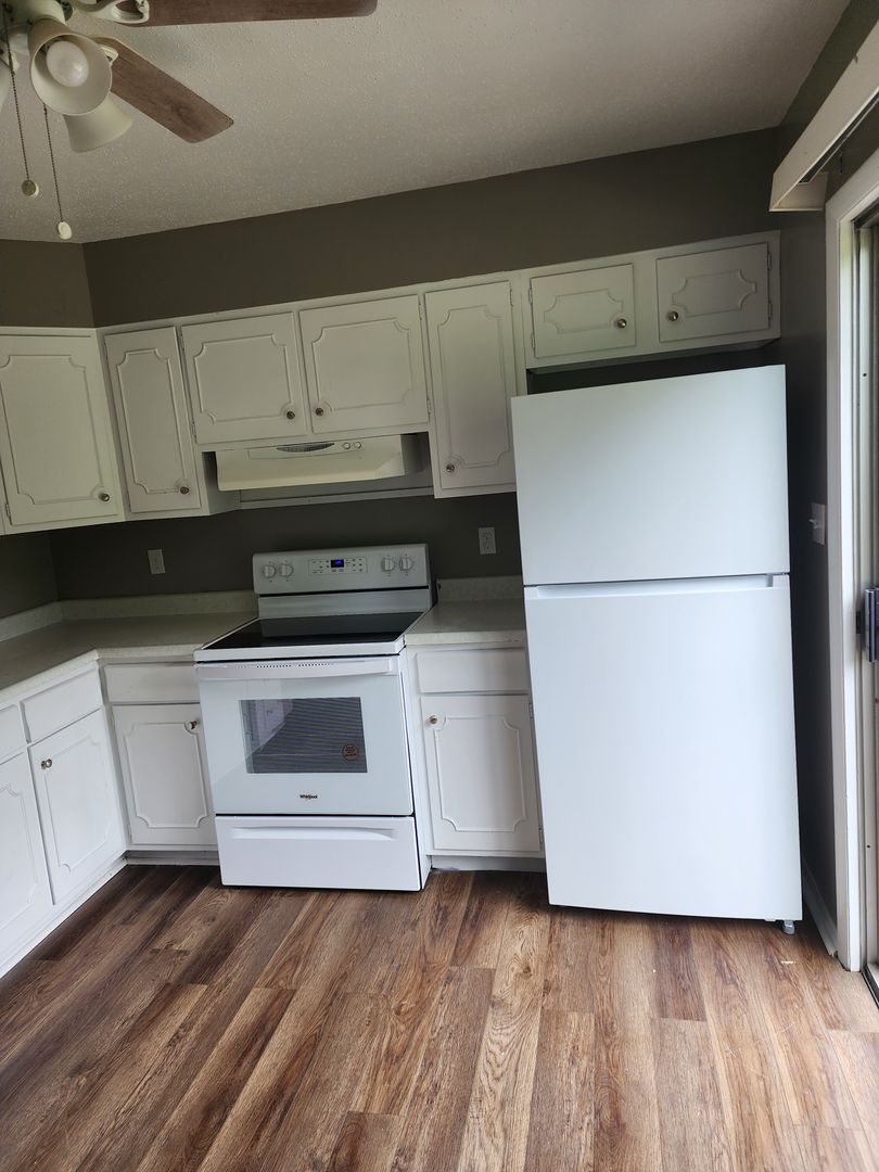 Logansport Apartment: 504-32 Yorktown Road