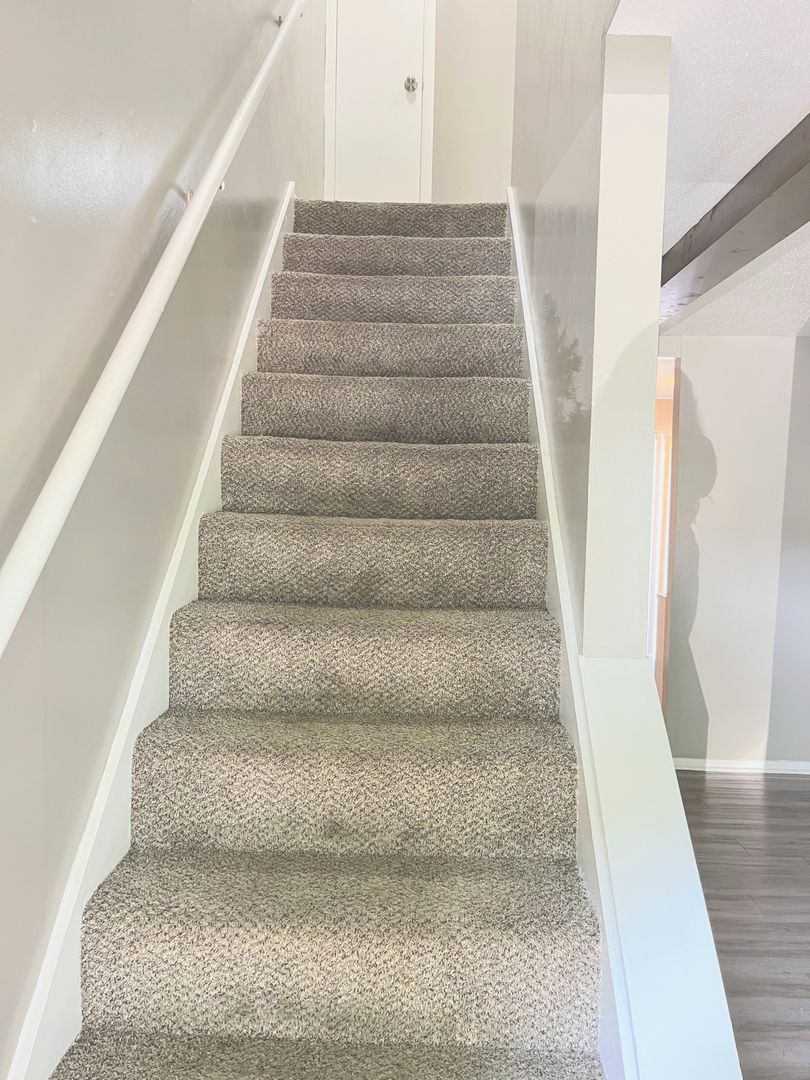 2 bedroom 1.5 bath townhouse 3 of 12
