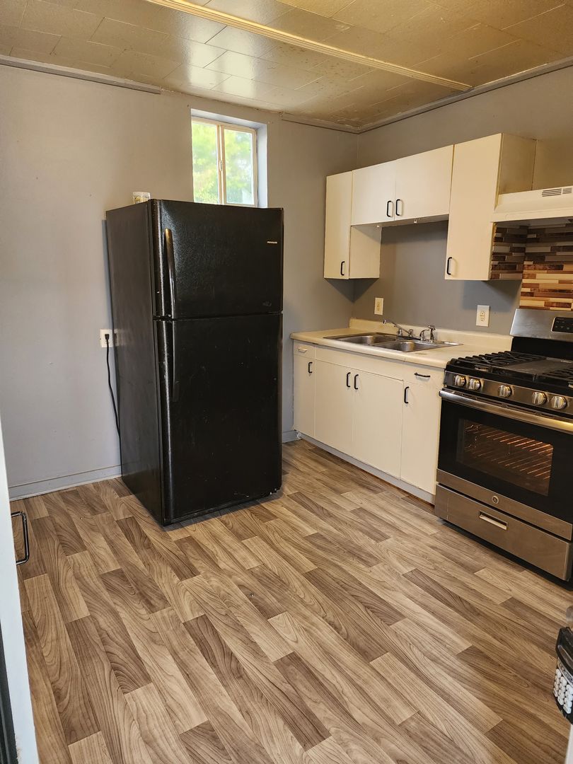 Crawfordsville Apartment: 115 A-B North Walnut