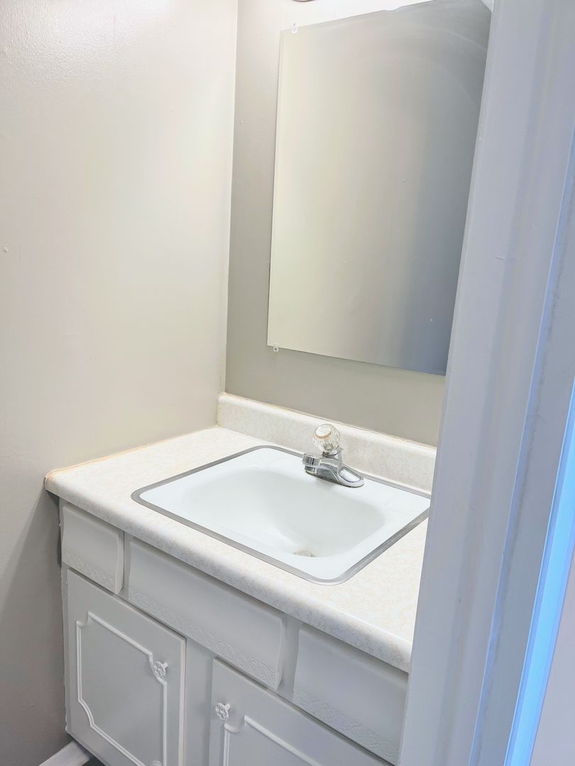 2 bedroom 1.5 bath townhouse 11 of 12