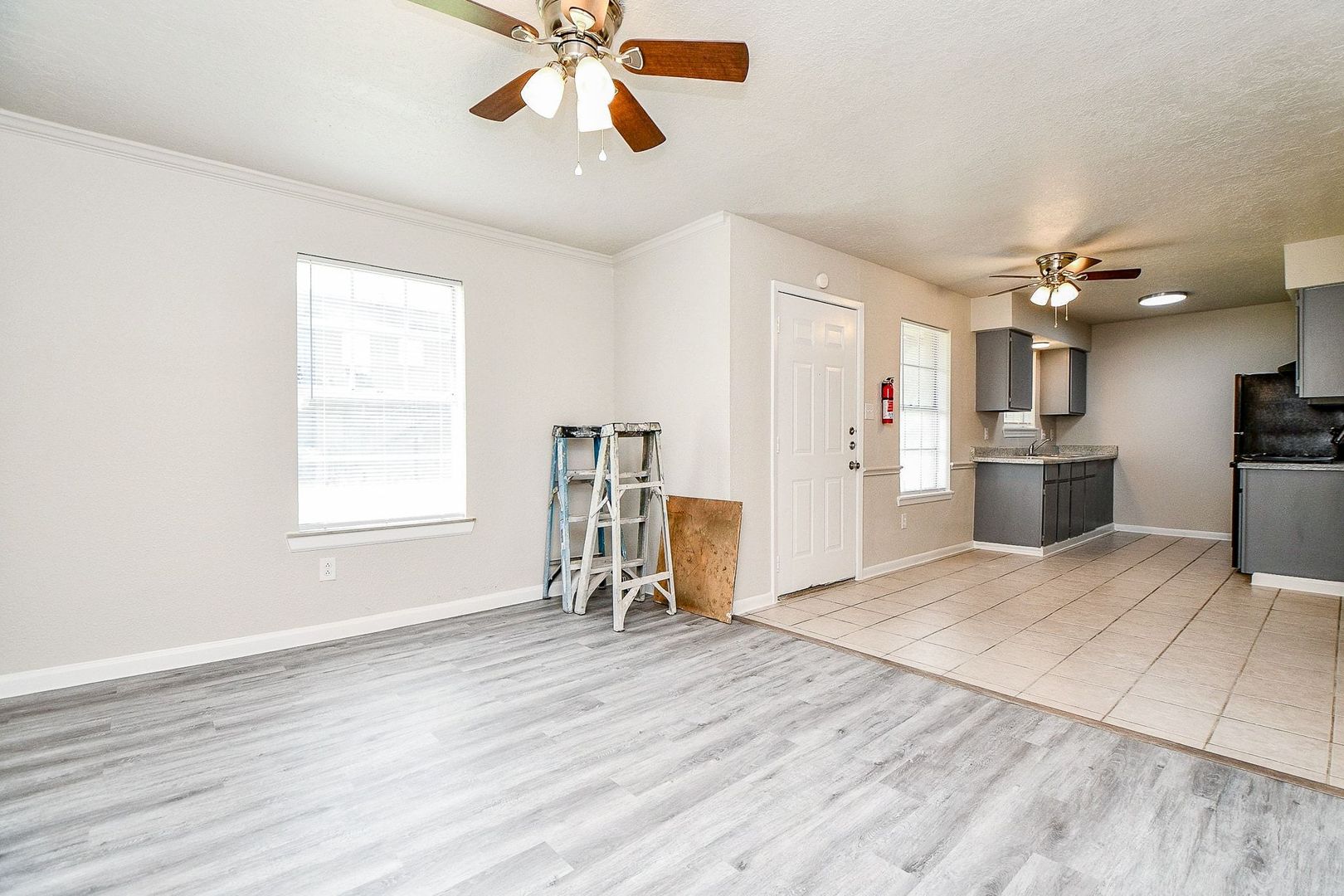 KATY Apartment: 1518 East Ave