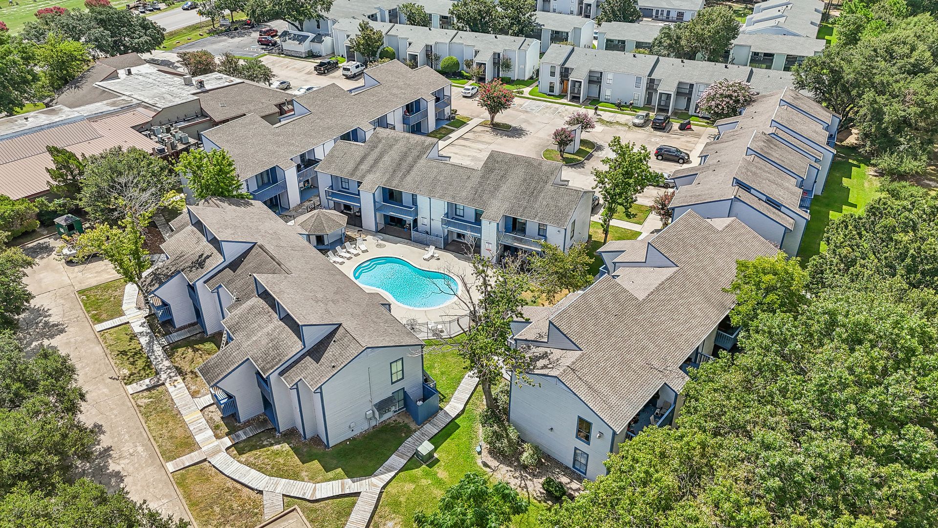MONTGOMERY Apartment: 13151 WALDEN RD
