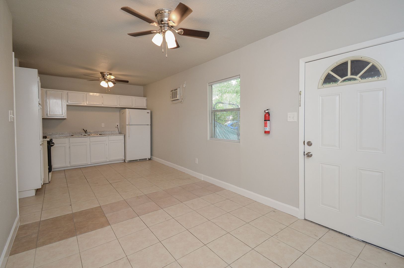 HOUSTON Apartment: 2117 THONIG