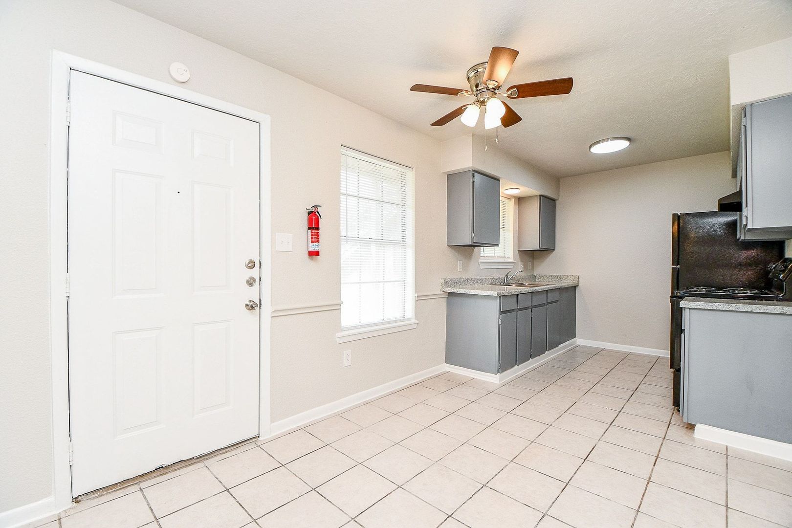 KATY Apartment: 1526 EAST AVENUE