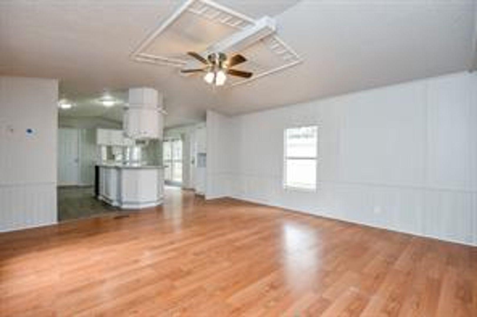 Conroe House: 12842 Roy Harris Loop