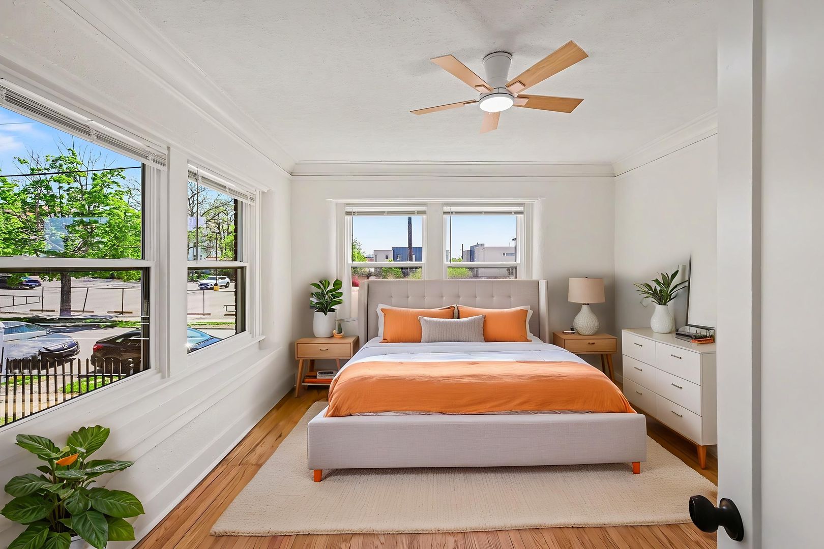 Kansas City Apartment: 516-526 W 39th Terrace