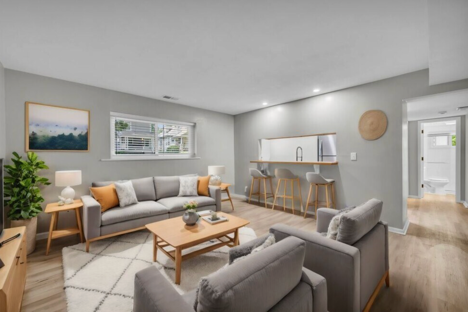 Kansas City Apartment: 1132 W 41st Terr