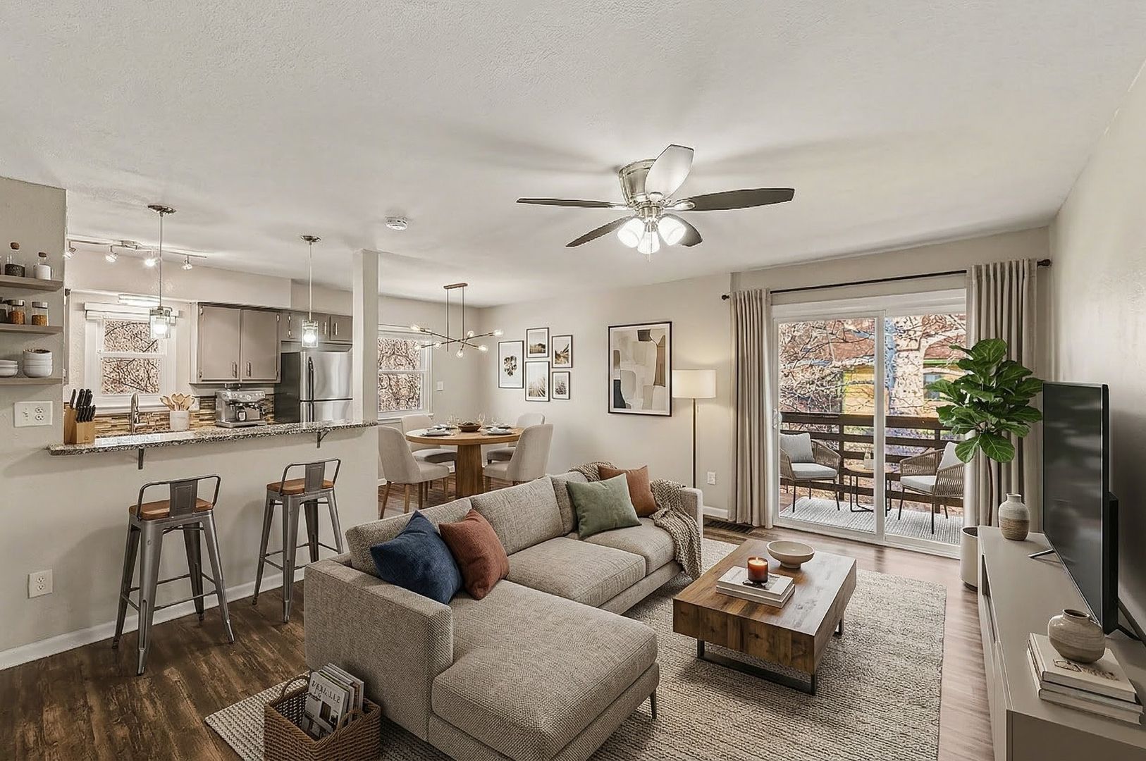 Kansas City Apartment: 701 E 40th St