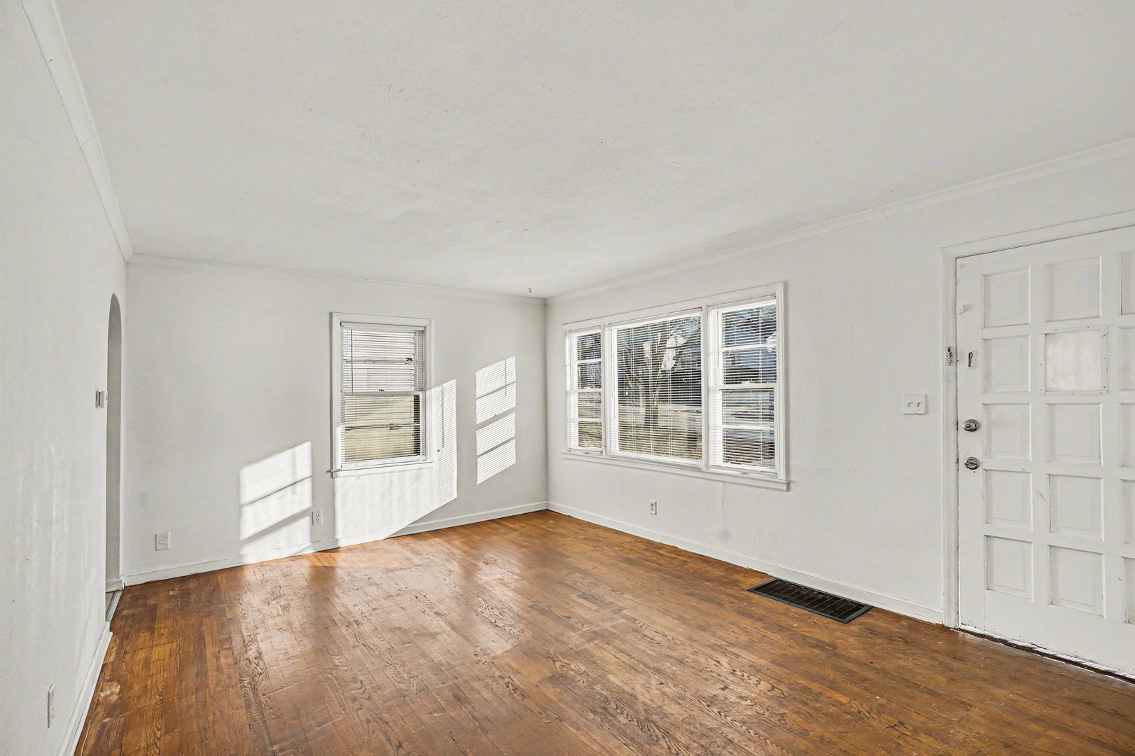 Kansas City House: 7412 Bellefontaine Ave