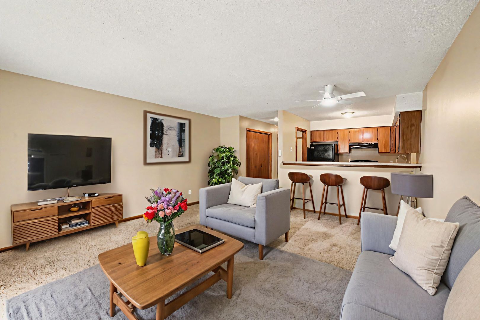 Belton Apartment: 6820 Chapel Dr