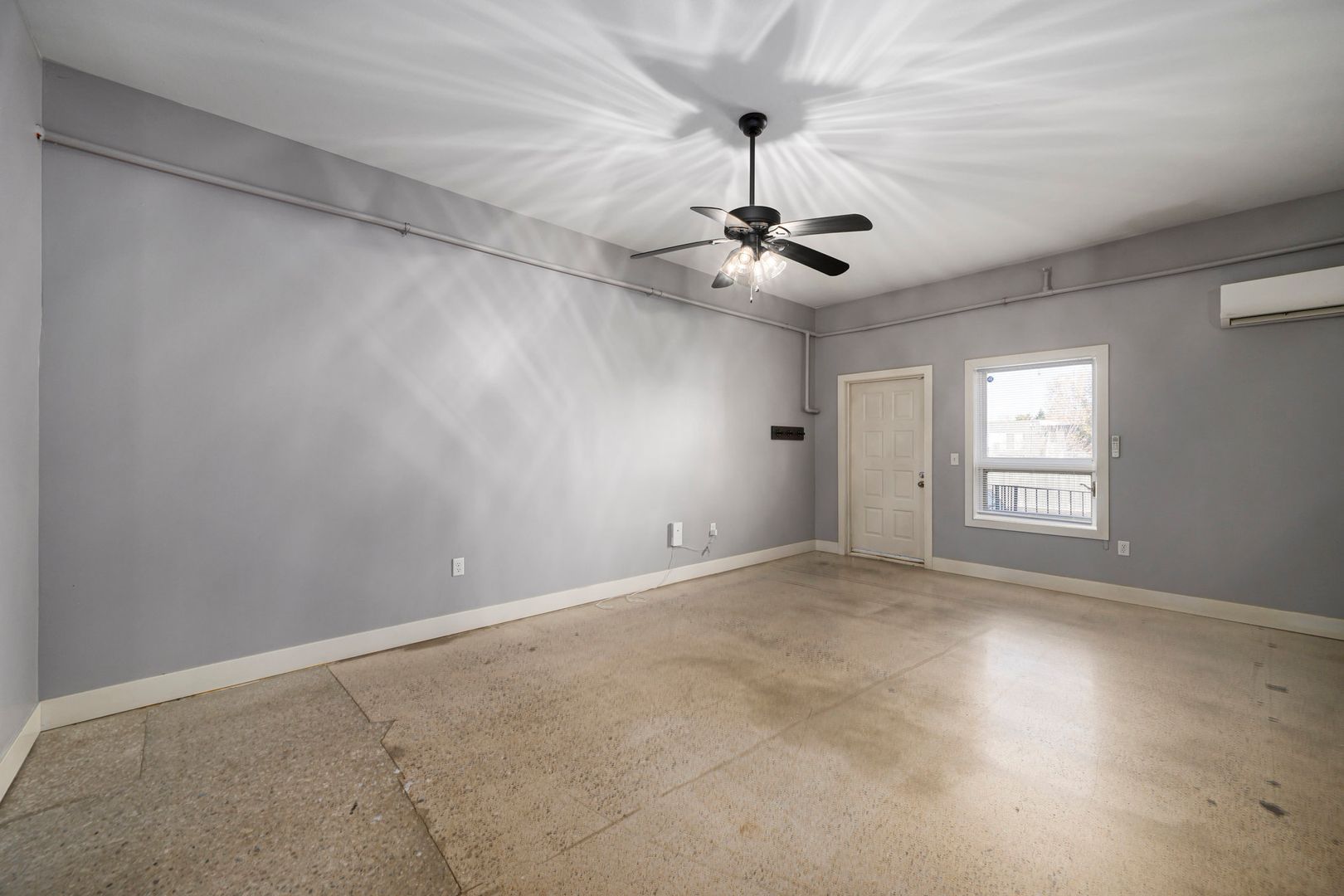 Kansas City Apartment: 5300 Longview Rd