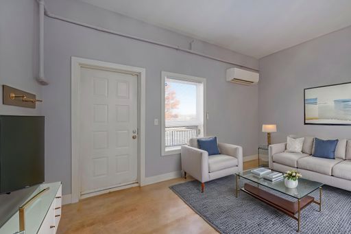 *MOVE IN SPECIAL* $250 Off First Full Month's Rent OR Free 55in TV! – photo 1
