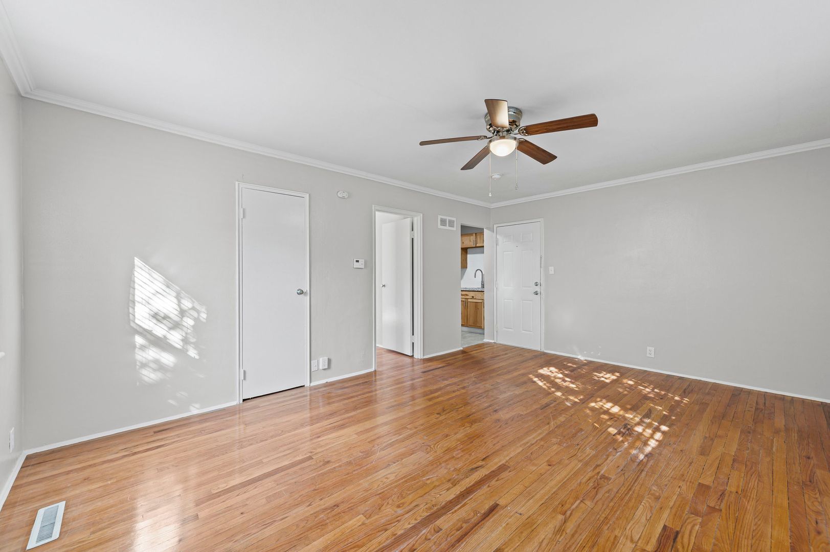 Kansas City Apartment: 4818 Paseo Blvd
