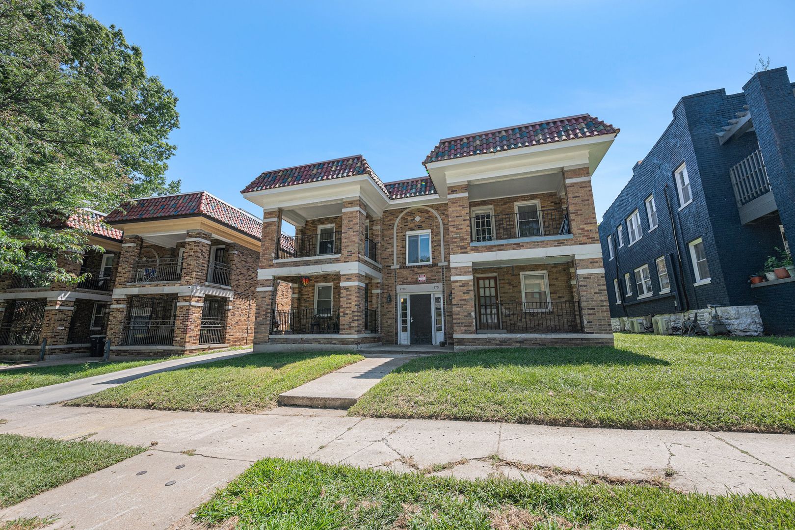 Kansas City Apartment: 2729 Campbell St