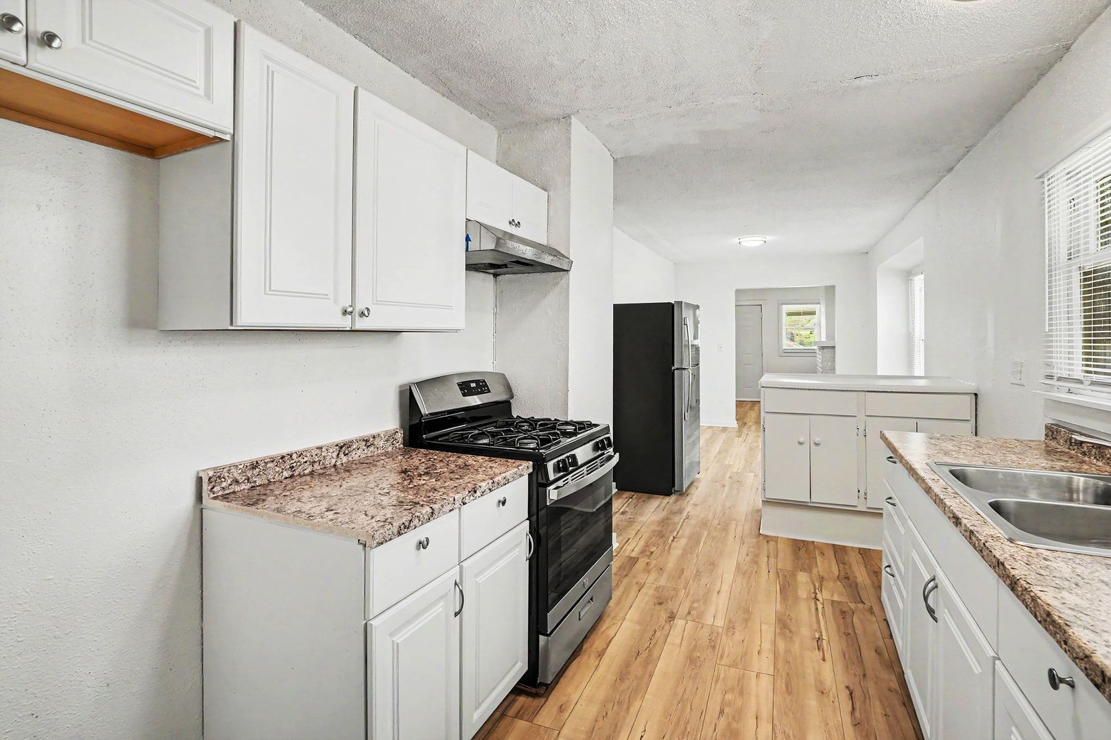 Kansas City House: 5013 S Benton Ave