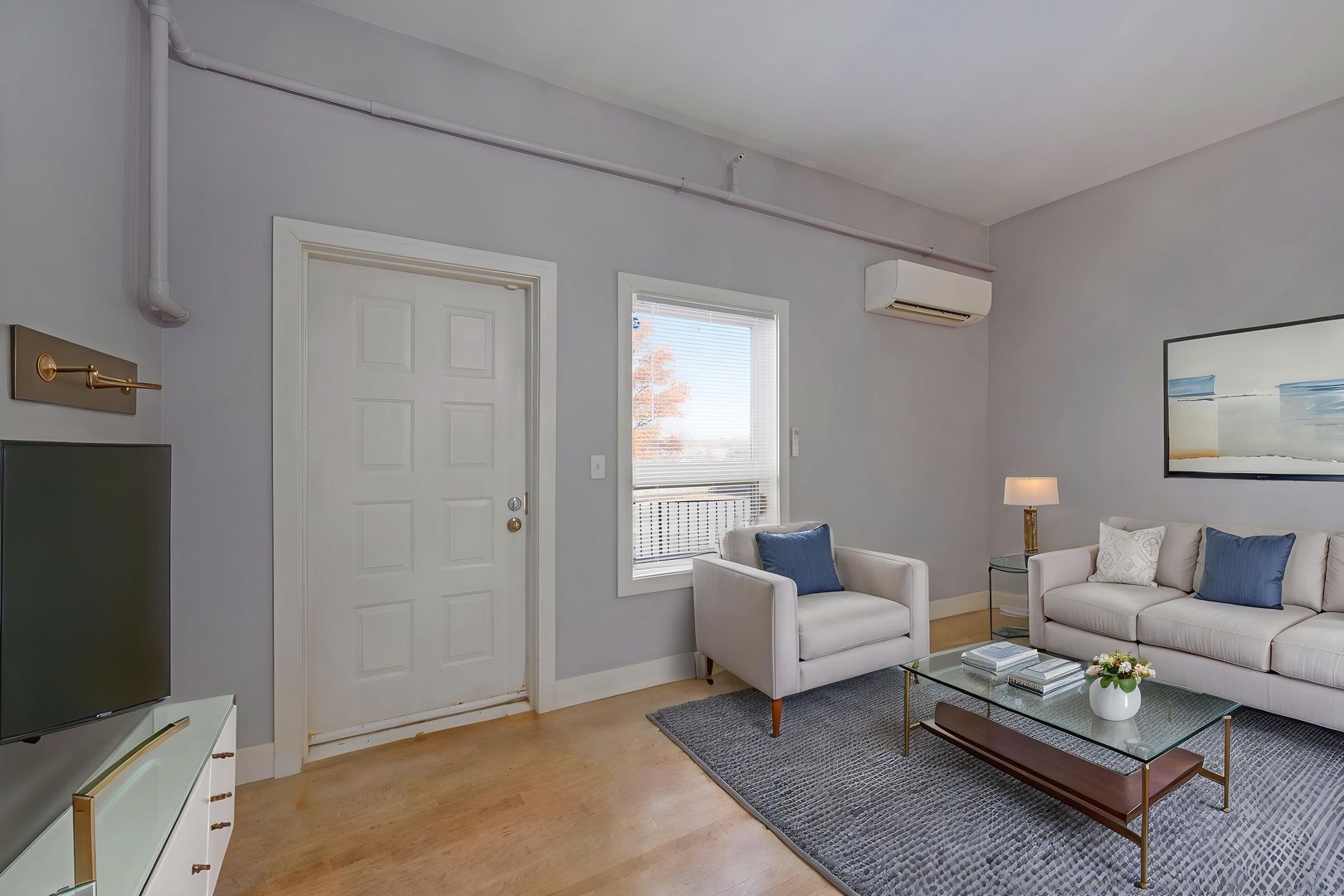 Kansas City Apartment: 5300 Longview Rd
