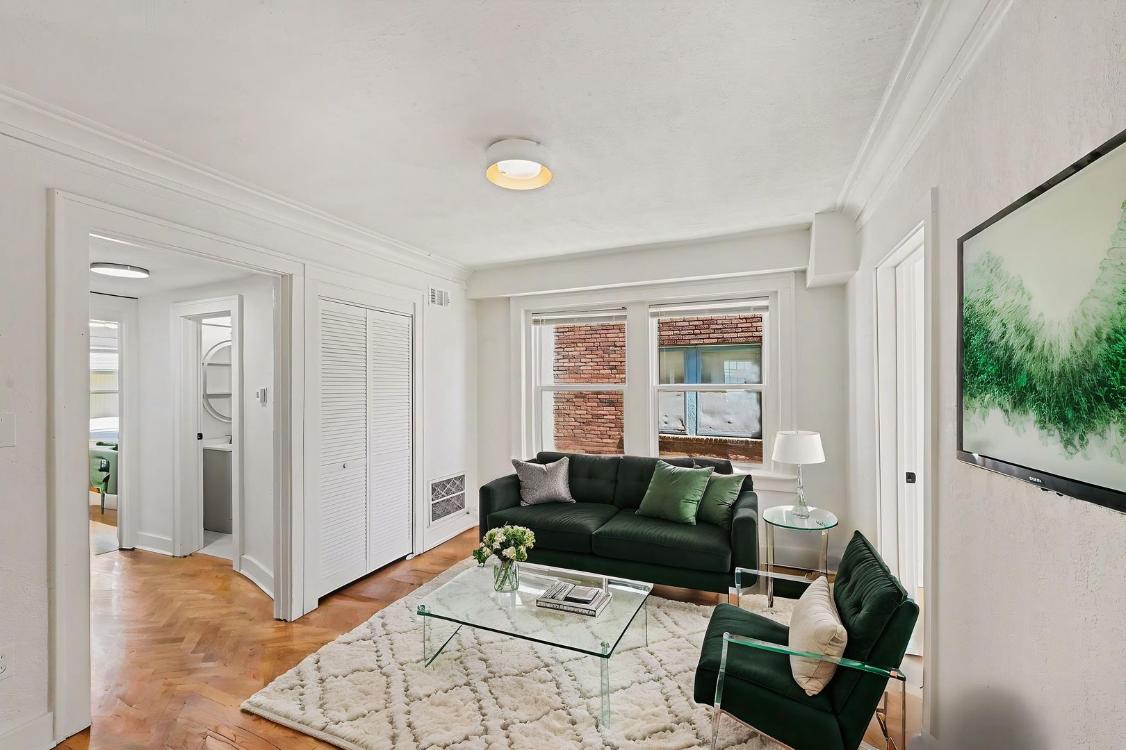 Kansas City Apartment: 516-526 W 39th Terrace