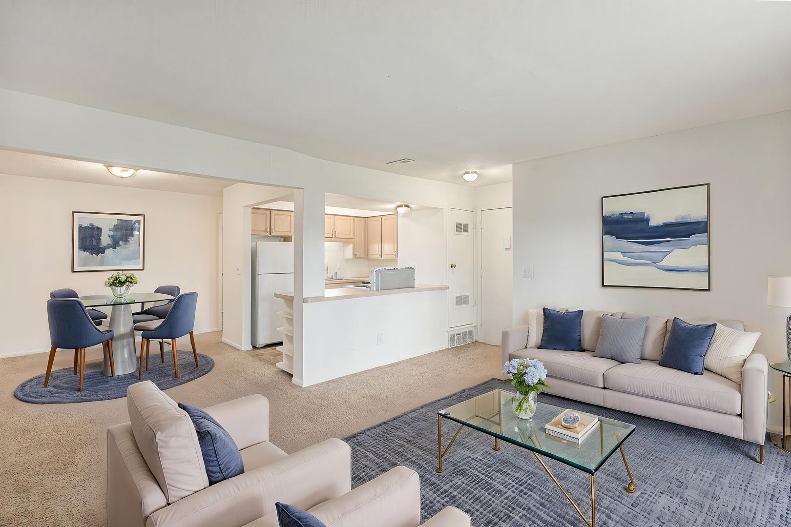 Gladstone Apartment: 7005 N Bales Ave