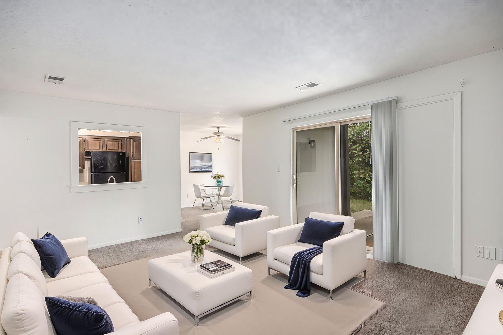 Gladstone Apartment: 7005 N Bales Ave