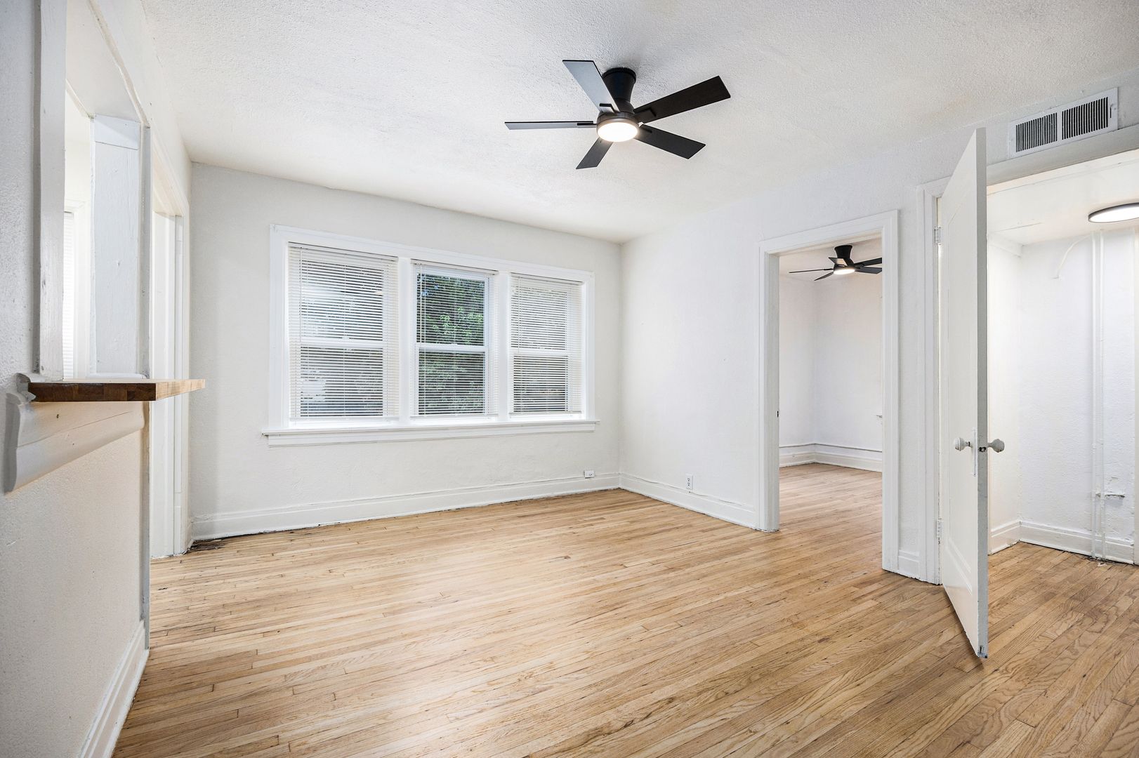 Kansas City Apartment: 3719 Wyoming