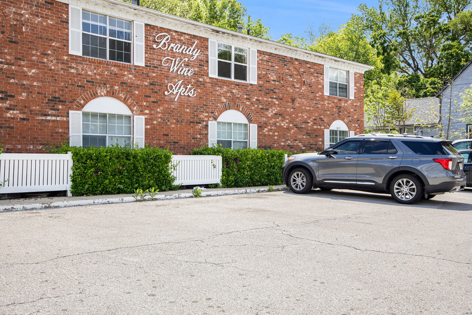 Platte City Apartment: 1013 2nd St