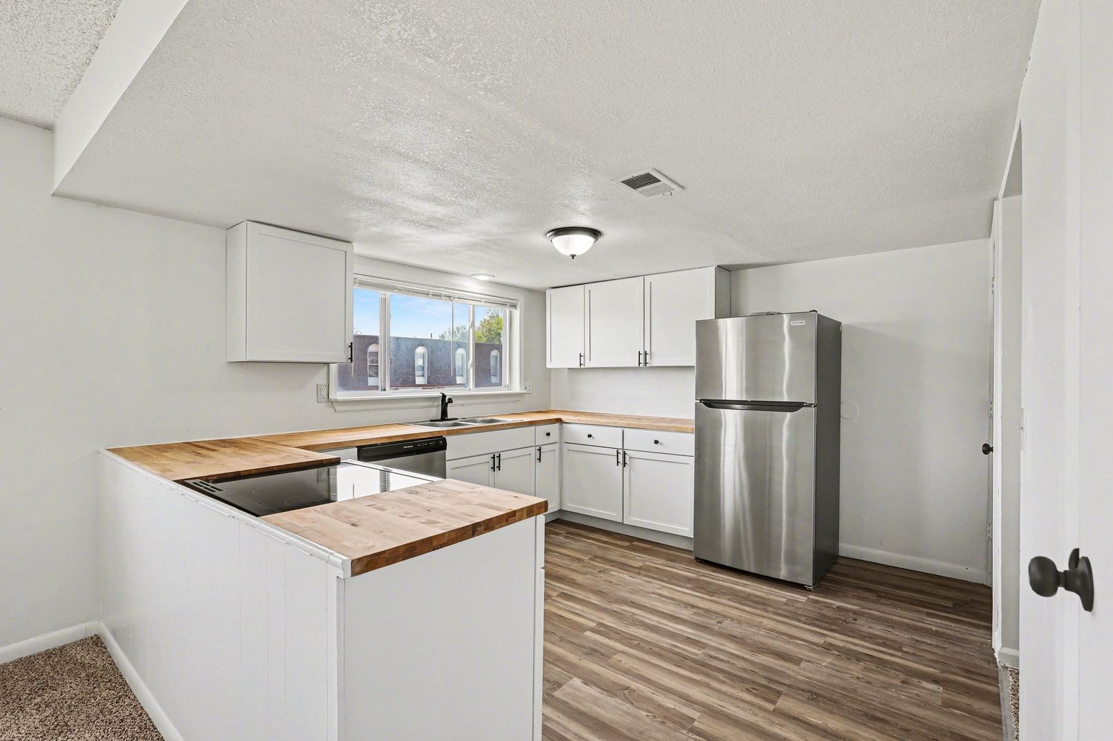 Belton Apartment: 6820 Chapel Dr