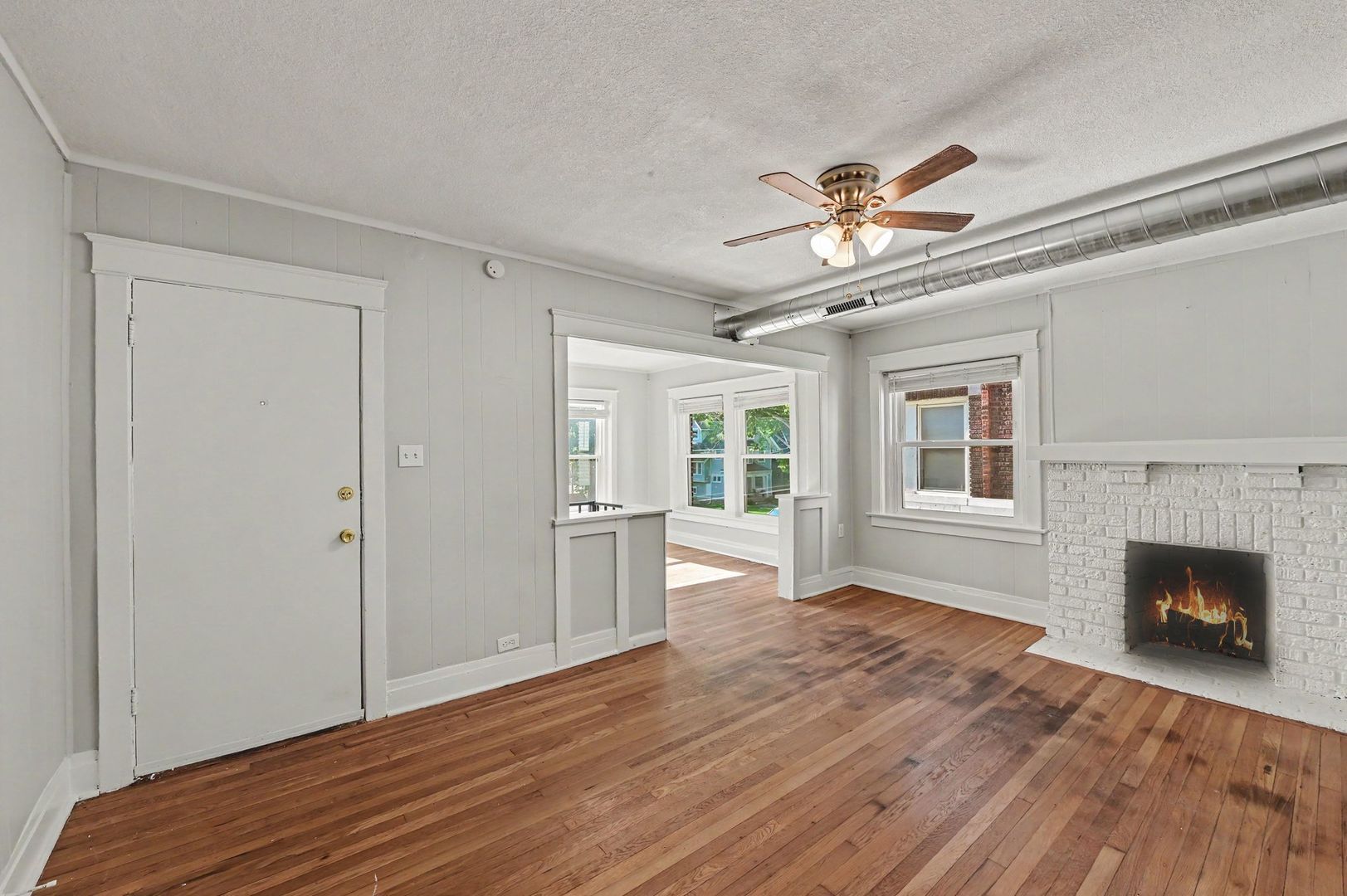 Kansas City Apartment: 4220 Harrison St