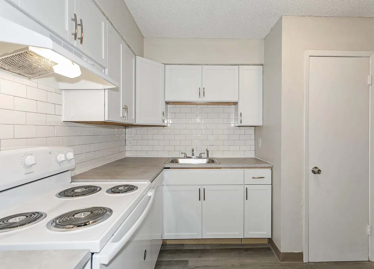 Independence Apartment: 17013 US-24