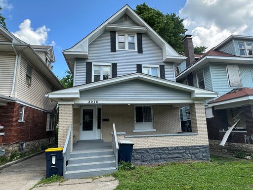 Updated 5 Bedroom 2.5 Bath in KCMO! – photo 1