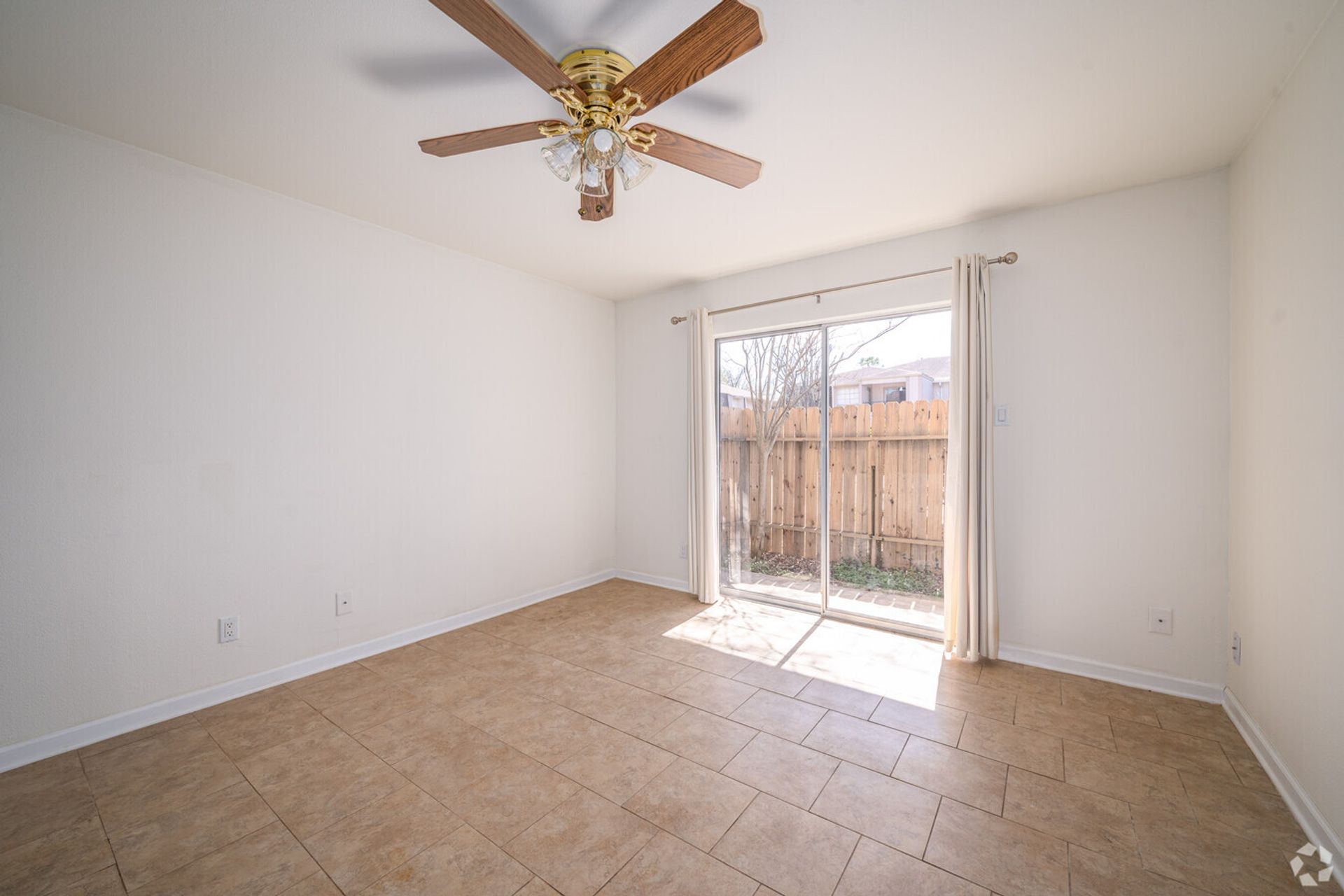 Kimberly House Apartments — photo 9