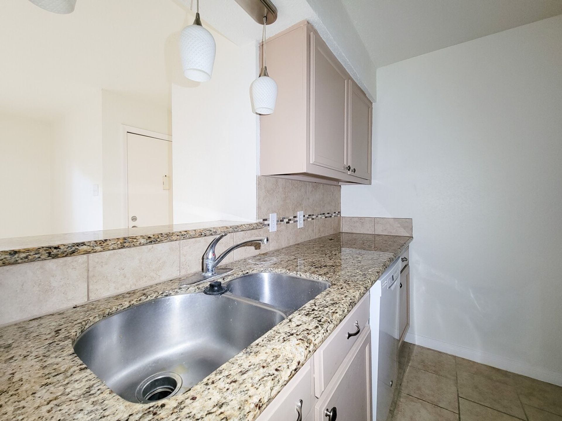 Kimberly House Apartments — photo 19