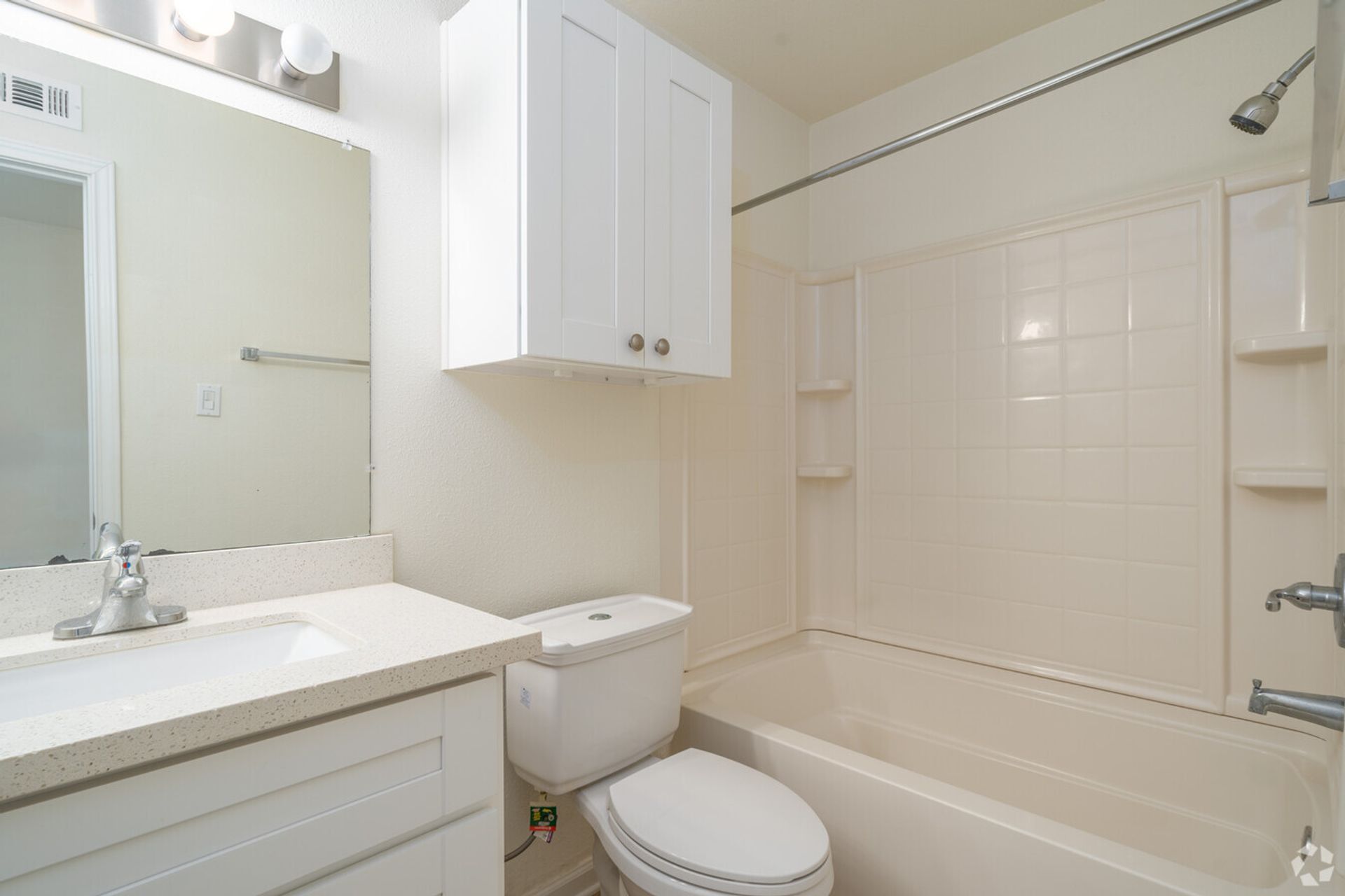 Kimberly House Apartments — photo 15