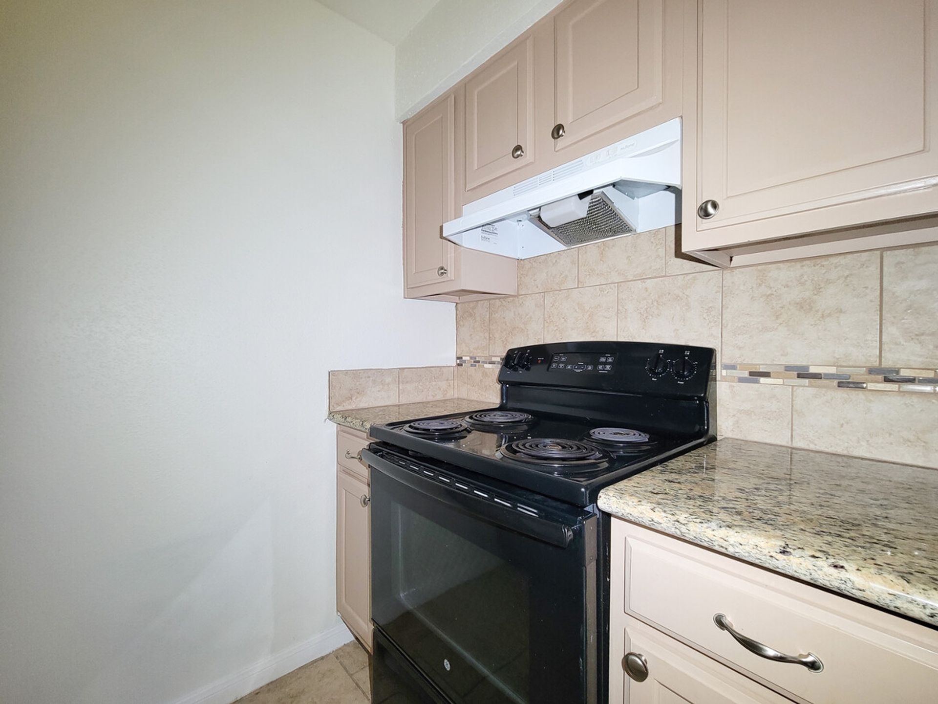 Kimberly House Apartments — photo 21