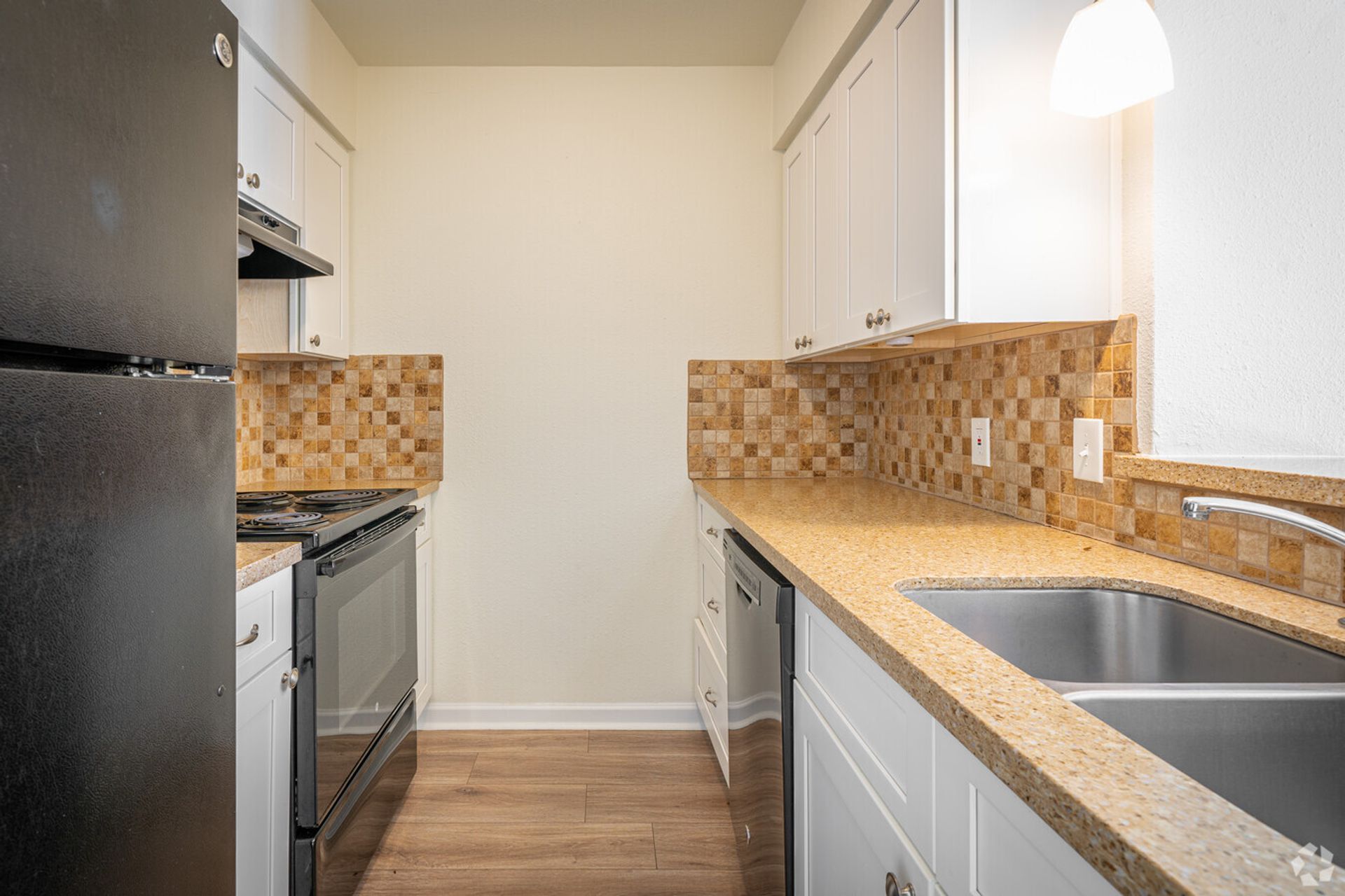Kimberly House Apartments — photo 8