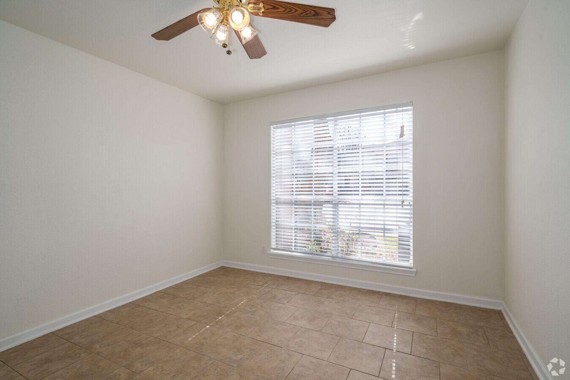 Kimberly House Apartments — photo 16