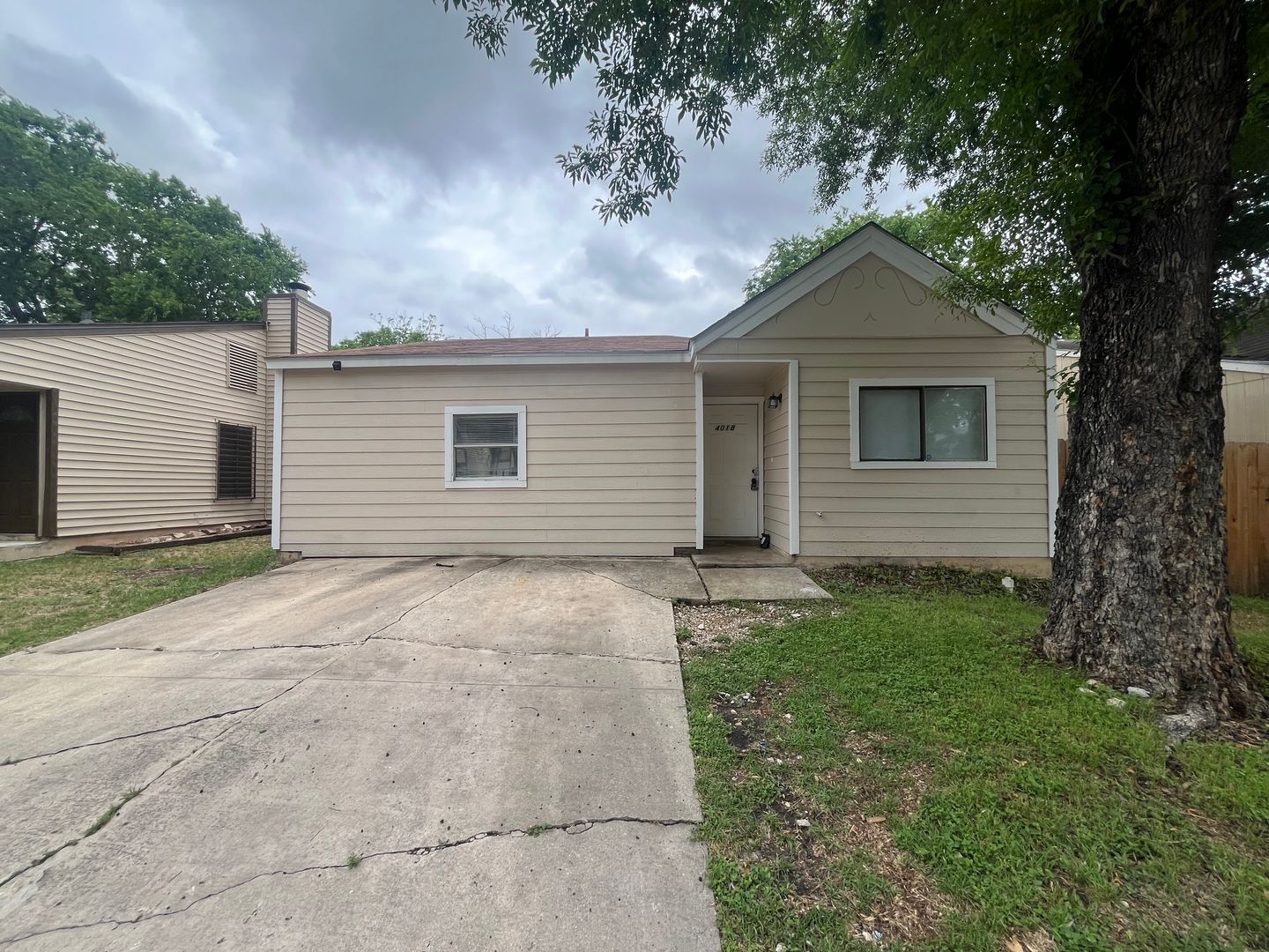 SAN ANTONIO House: 4018 SUNRISE CREEK DR.