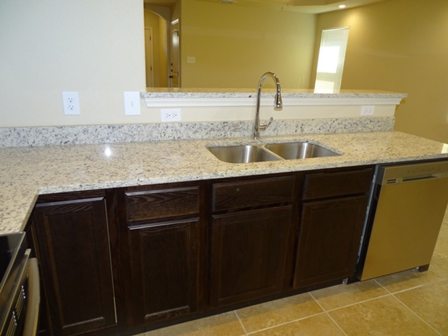 SAN ANTONIO House: 6414 LUGLIO LANE #104