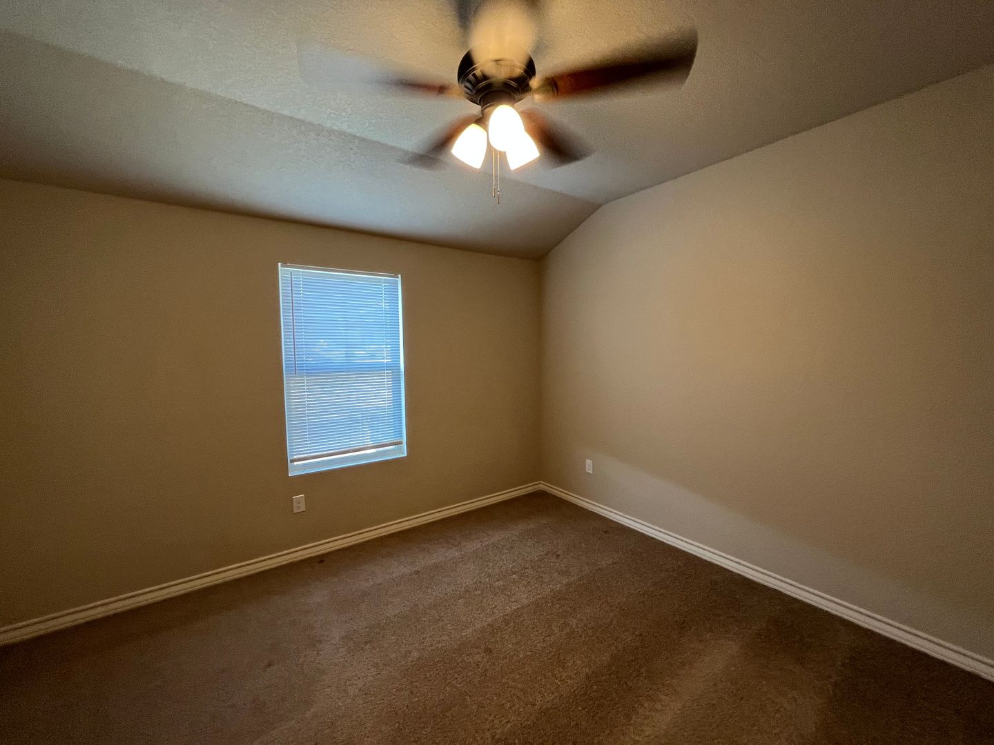 SAN ANTONIO House: 6414 LUGLIO LANE #102
