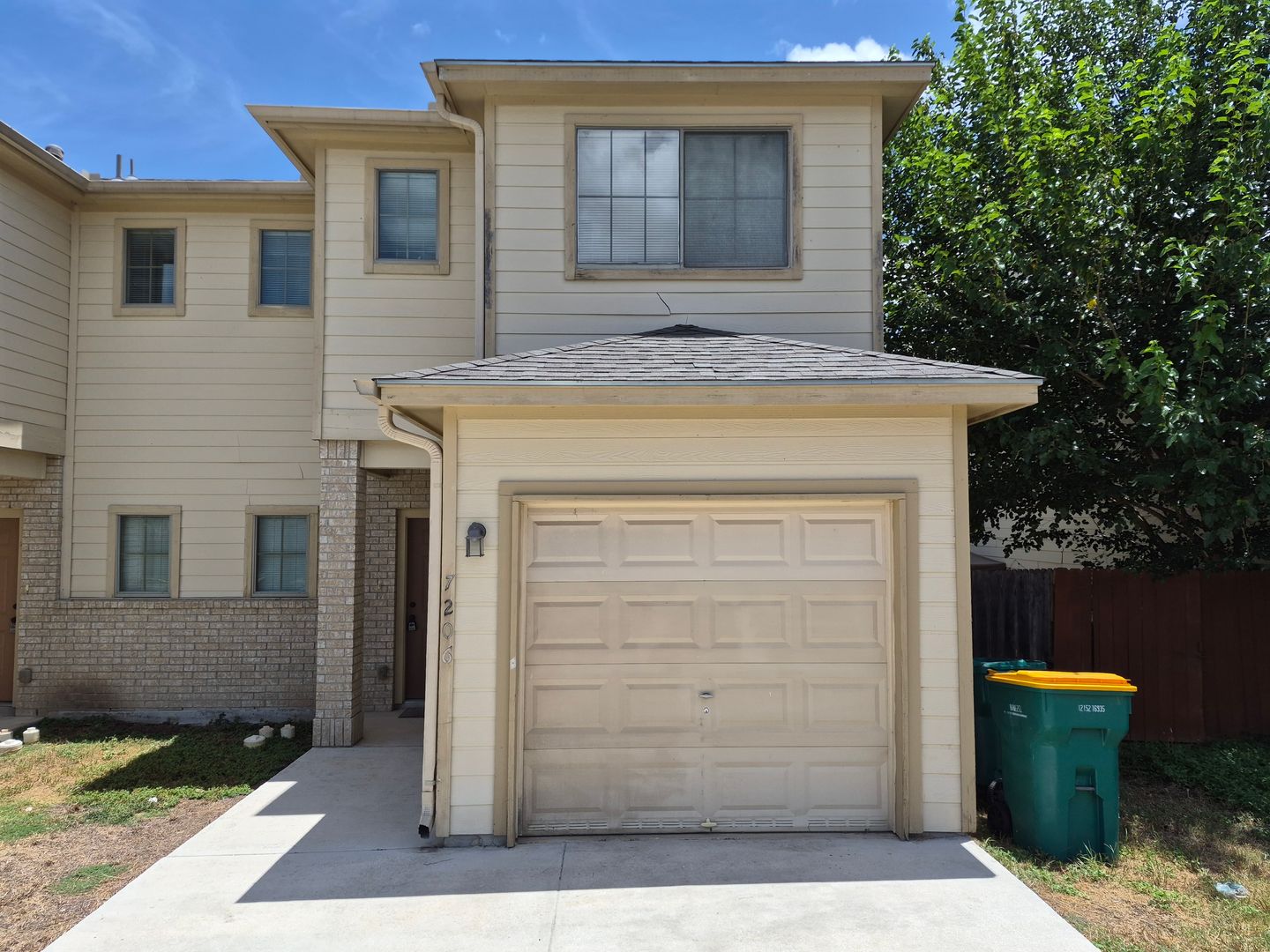CONVERSE House: 7206 COLINA WAY
