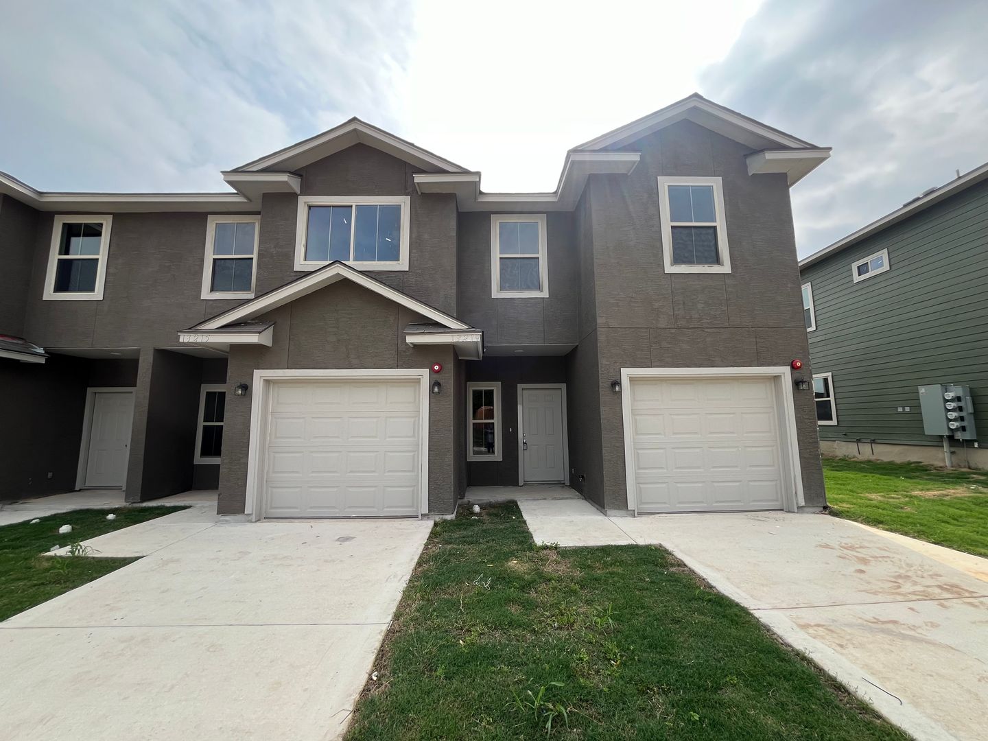 LIVE OAK House: 13219 REID MEADOWS