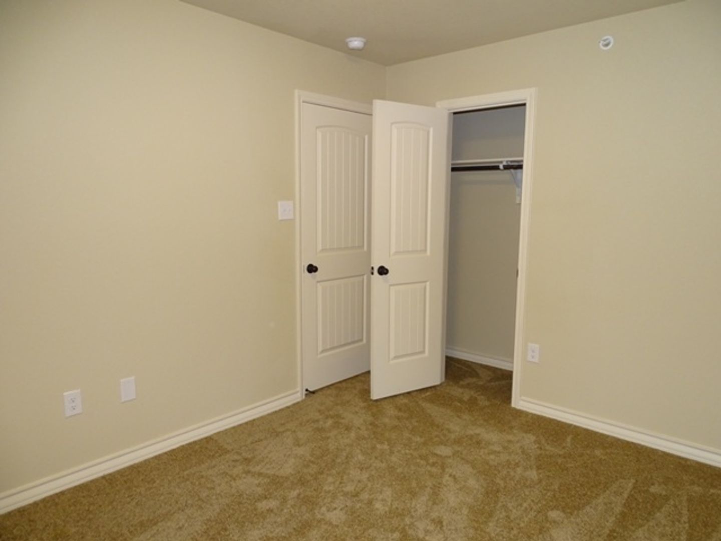 SAN ANTONIO House: 6414 LUGLIO LANE #104